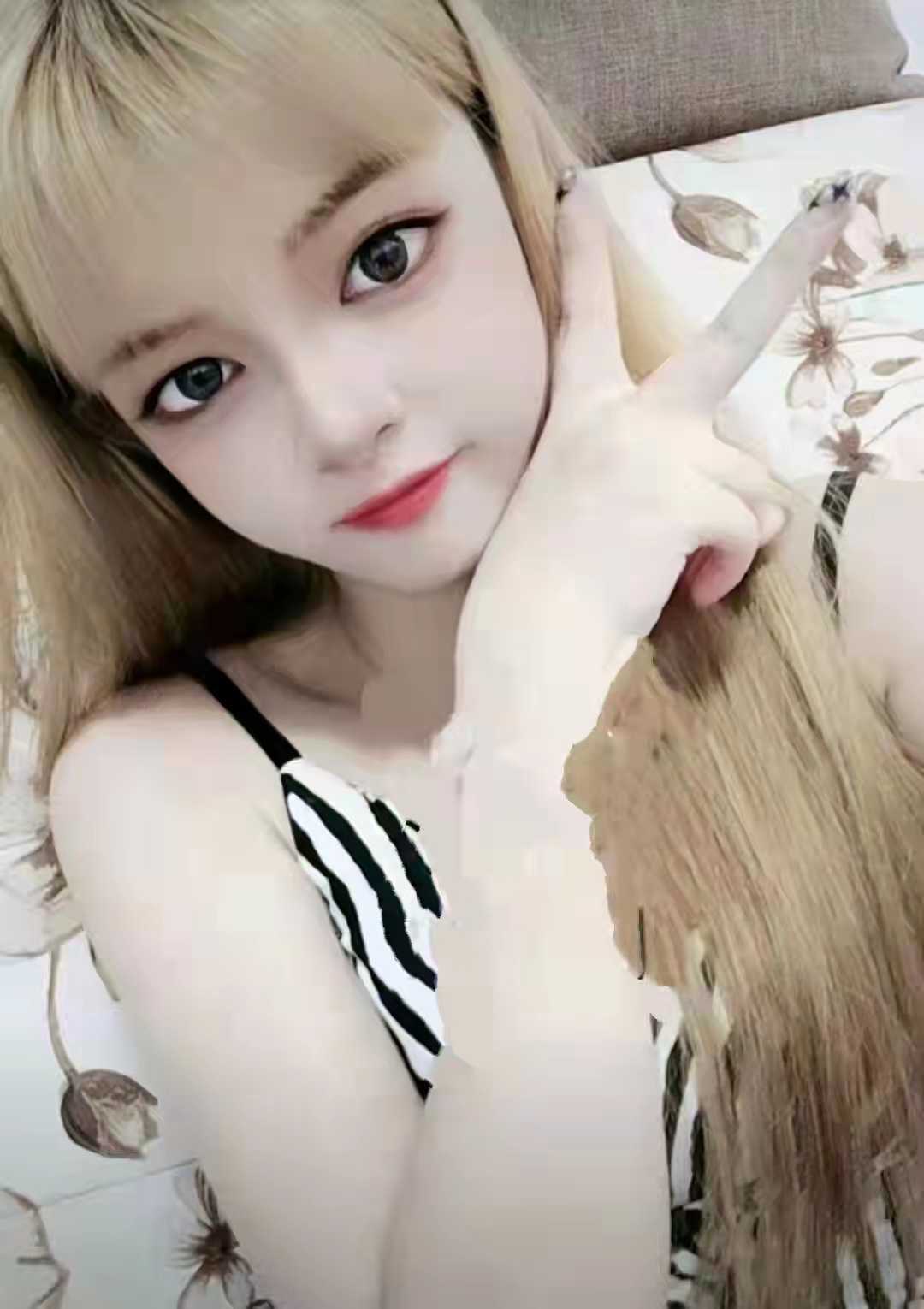 分享龙岗区年轻小萝莉